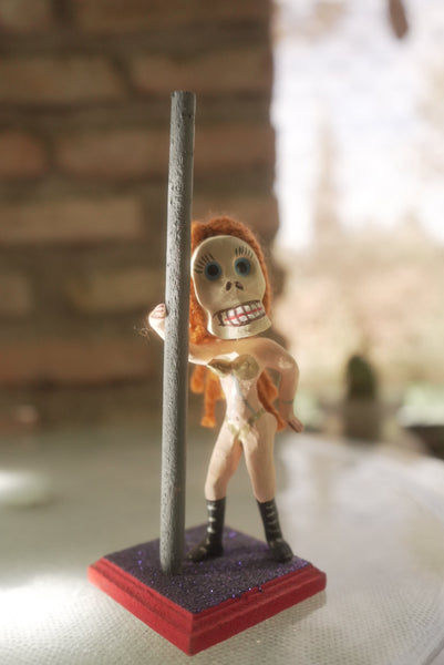 Pole Dancer Calaca III