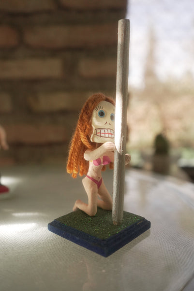 Pole Dancer Calaca